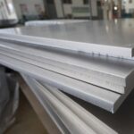 Нержавеющая плита горячекатаная 10 мм 20NiCrMoS2-2 EN 10084