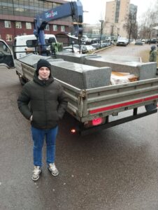 Бетонные скамейки для: Корпуса института МФЮА